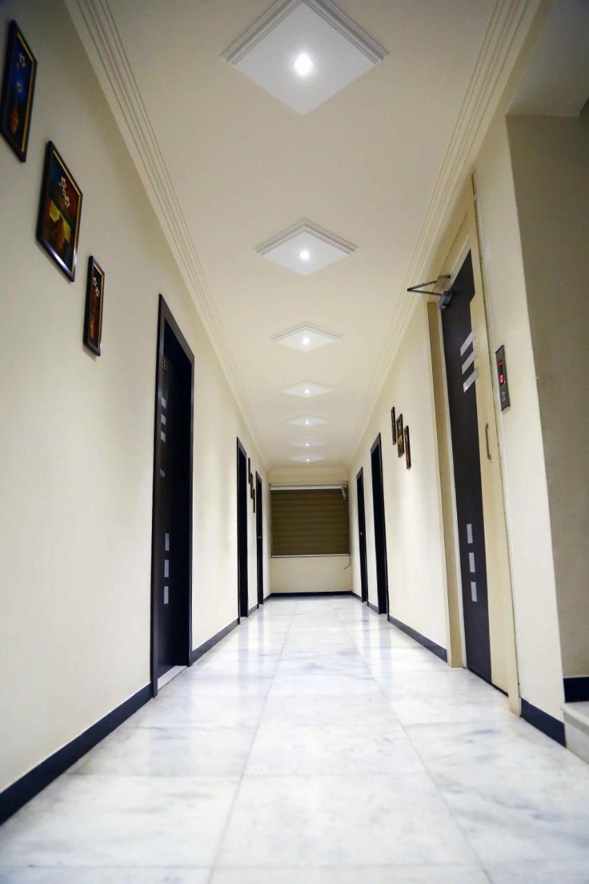 Hotel Regency Jāmnagar Zewnętrze zdjęcie